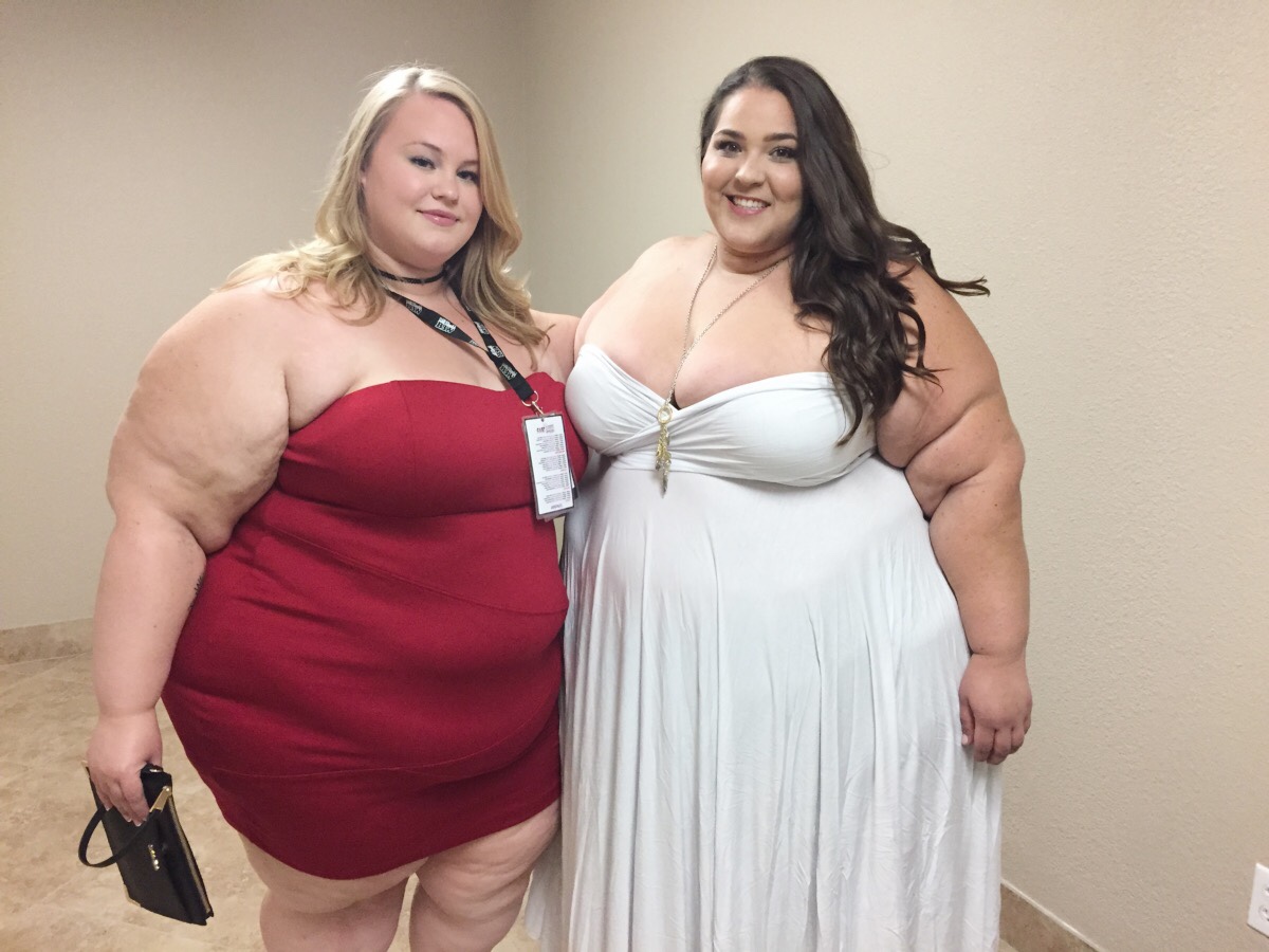 Очень жирные женщины 