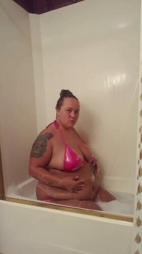 Bikini Bubble Bath Belly Play And Wine Video Clips Curvy BBW