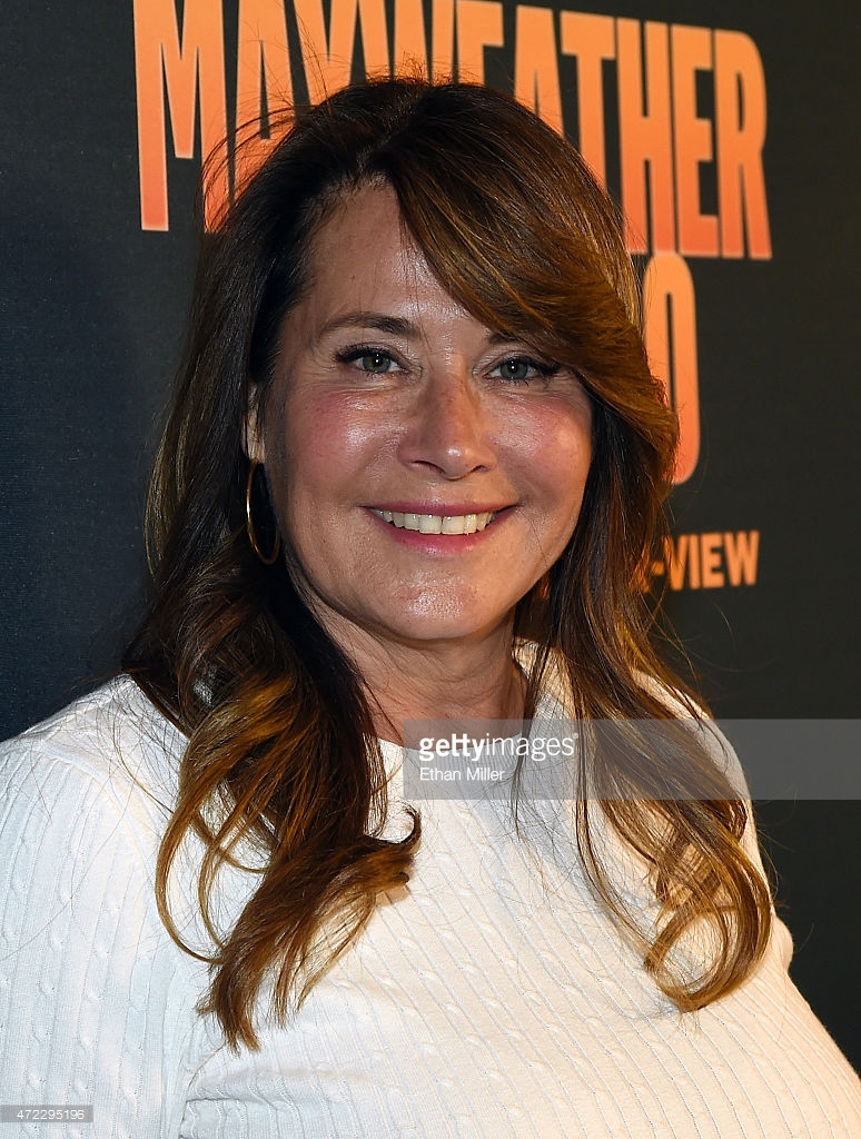 Lorraine Bracco - Celebrities - Curvage