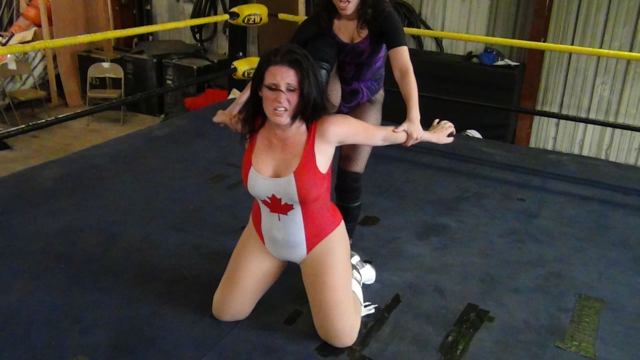 Female wrestlers.