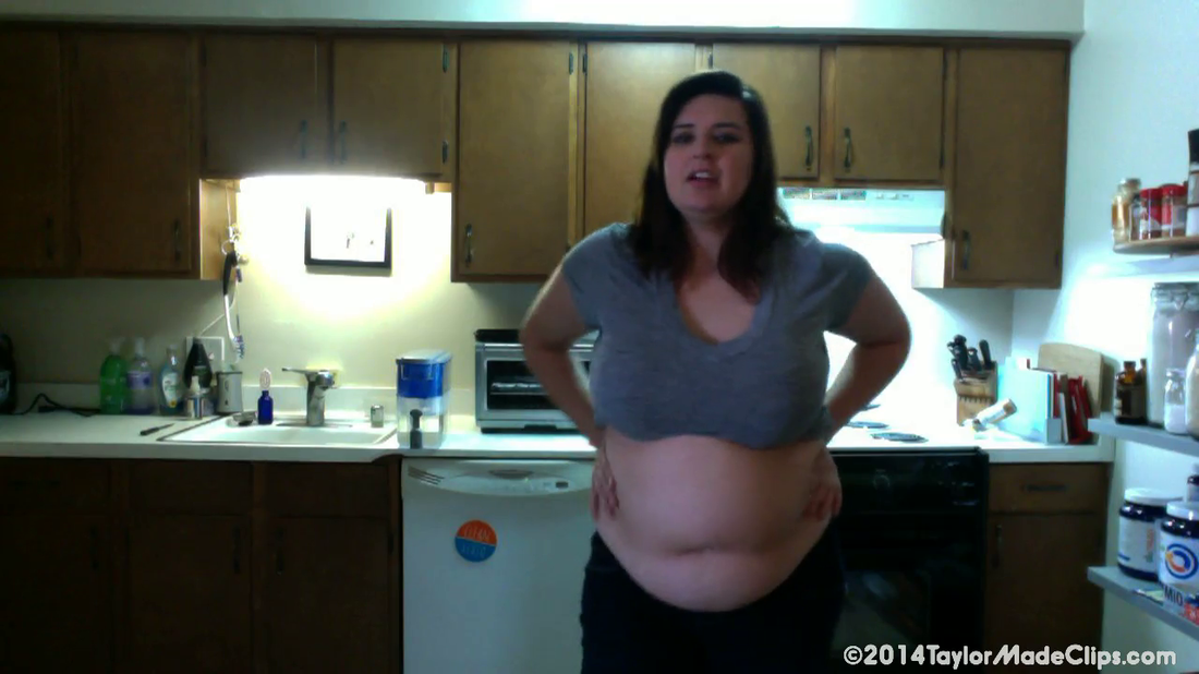 At Home With Beautiful Belly Stuffing/Growing Goddess Kimberly.