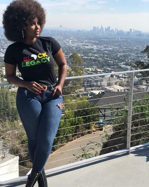 Amara La Negra.