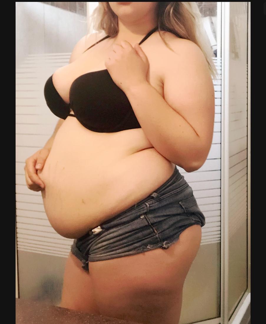 Chubby Belly Girl Selfie Tumblr