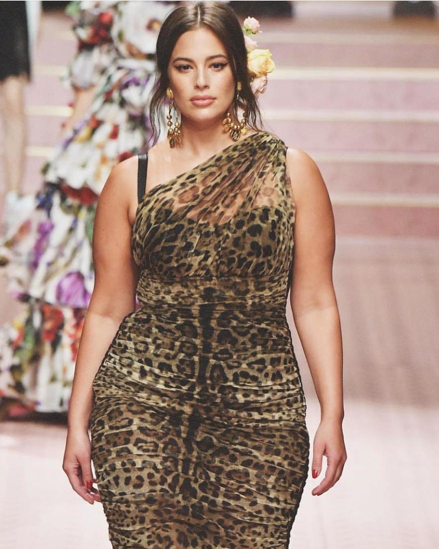 Ashley Graham - Page 25 - Plus-Size Models - Curvage