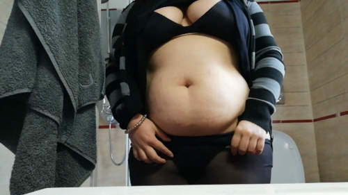 Easter Lunch [belly check, public stuffing]