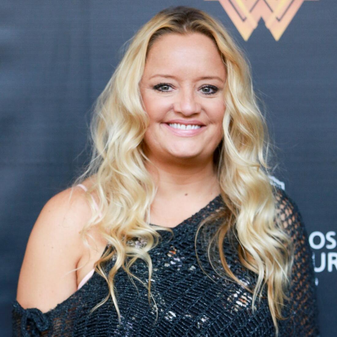 Lucy Davis Celebrities Curvage