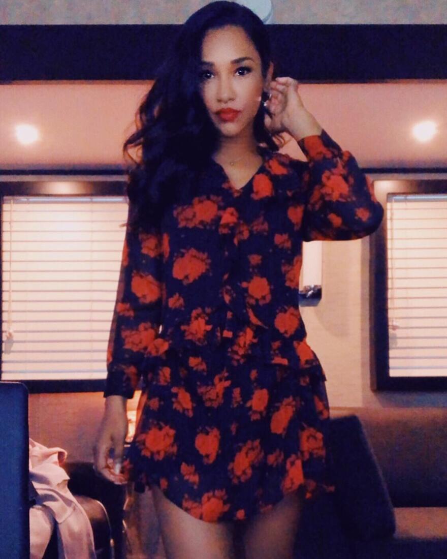 Candice Patton - Celebrities - Curvage