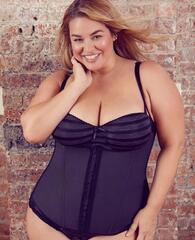 laura  lee   model  plus size  19