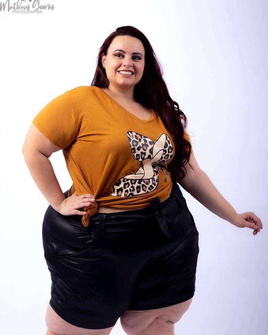 Leka Lopes - Page 3 - Plus-Size Models - Curvage