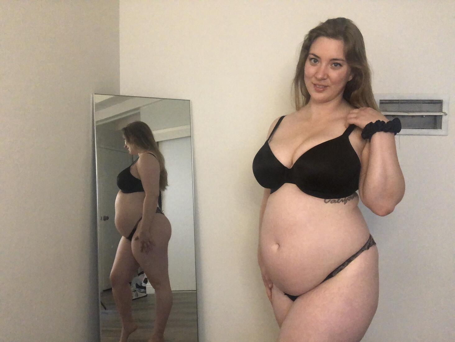 Had fun with the mirror, too. a. good. 