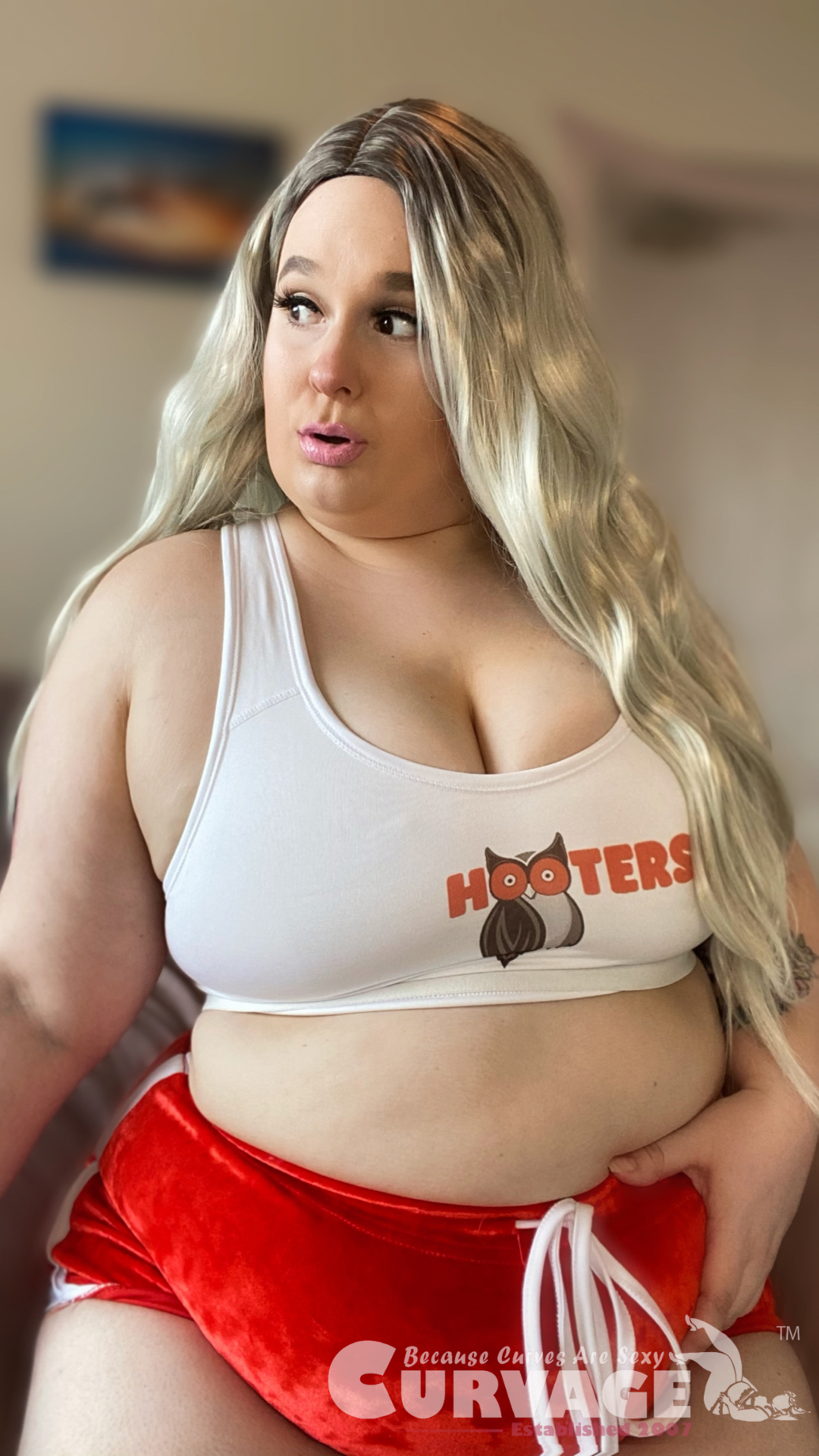 Fat Hooters Girls Skype Interview - Video Clips - Curvy