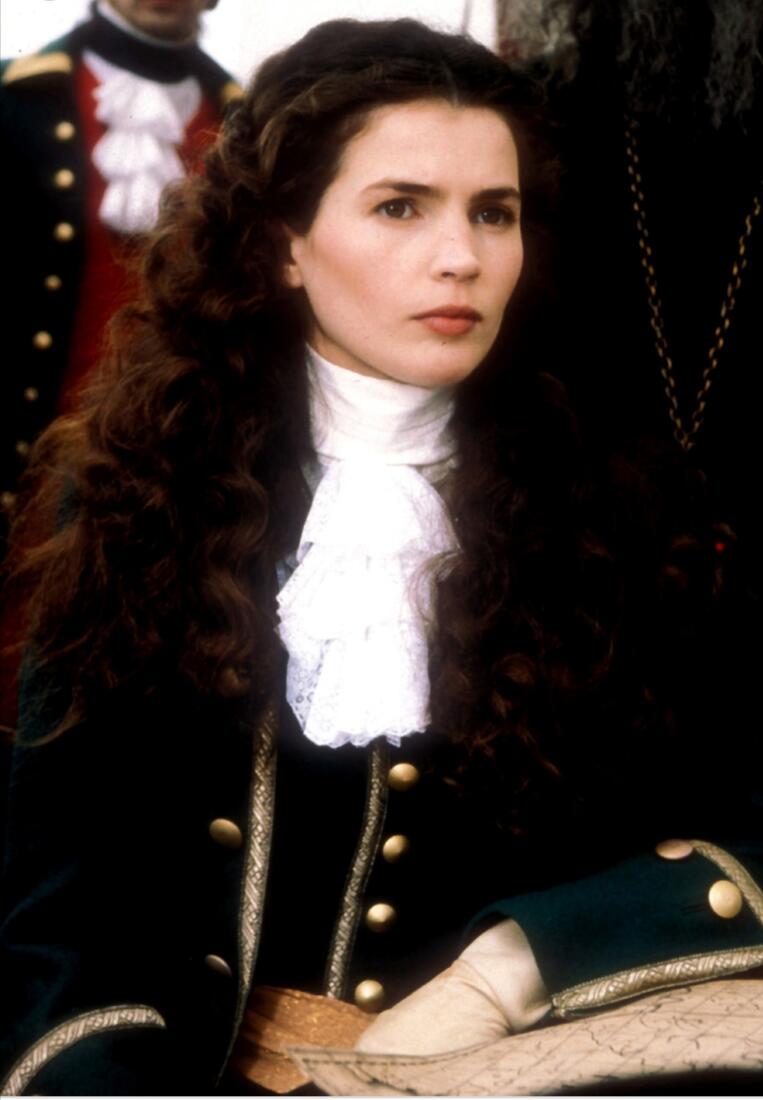 Julia ormond - Celebrities - Curvage