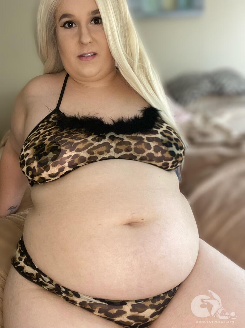 Getting Fat From Your 💦Satisfaction💦 - Video Clips - Curvy BBW - Curvage