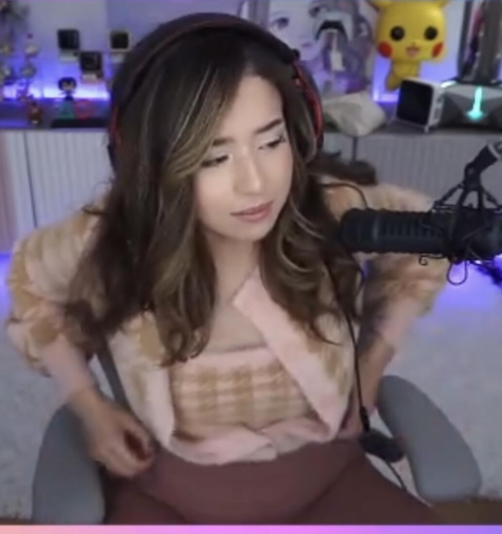 Pokimane - Page 104 - Celebrities - Curvage