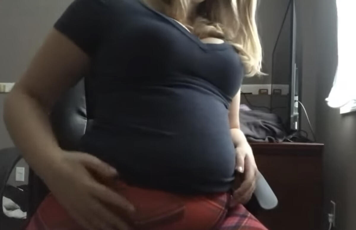 LMBB Tight Belt around Huge Belly - Curvage