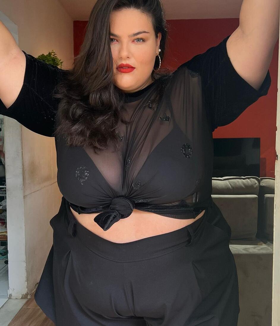 Mayara Russi - Page 44 - Plus-Size Models - Curvage