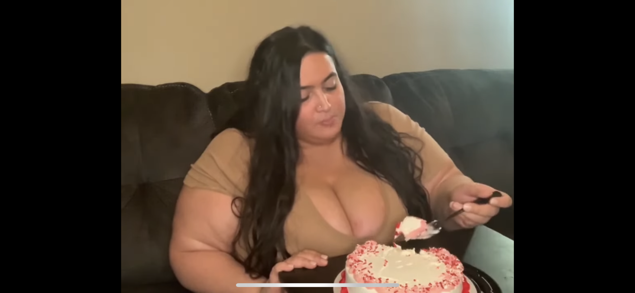 Go to TheBigAssSSBBW's profile.