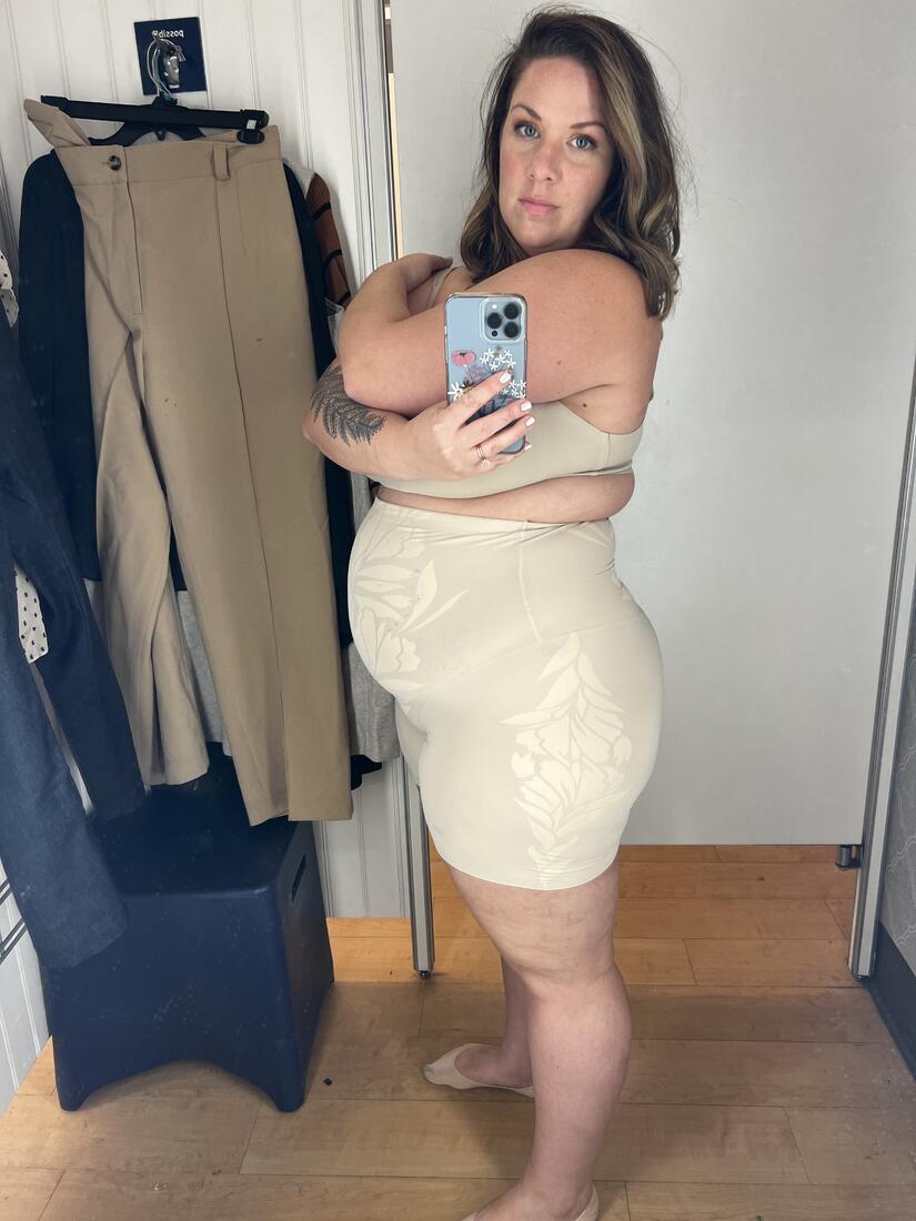All posts from skyros2404 in Ms. Magpie: a former pageant queen over 100  lbs heavier! - Curvage