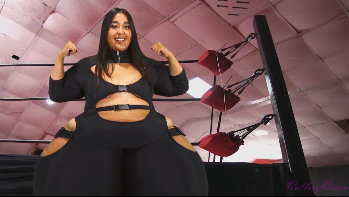 Wilson Bulks Up For Her Match - Video Clips - Weight Gain - feederfeedee -  Curvage