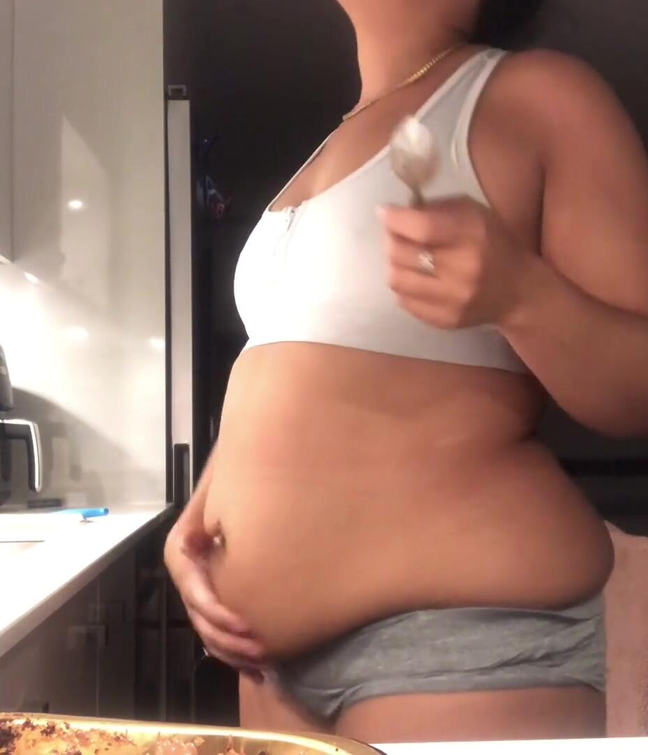 All posts from and1two in CurvyBaby... A Thread - Curvage