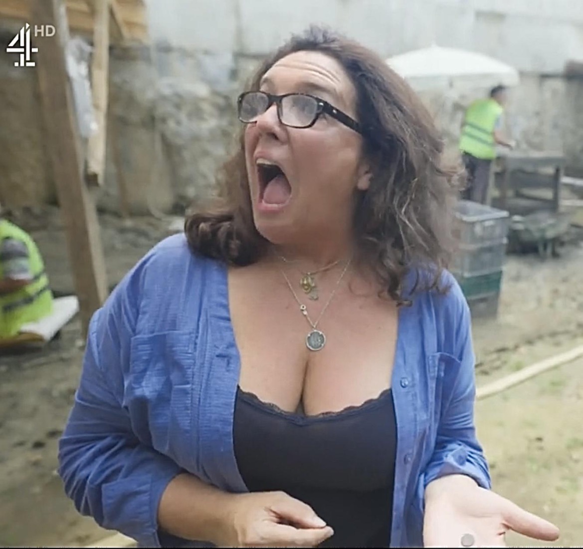 Bettany Hughes - Page 7 - Celebrities - Curvage