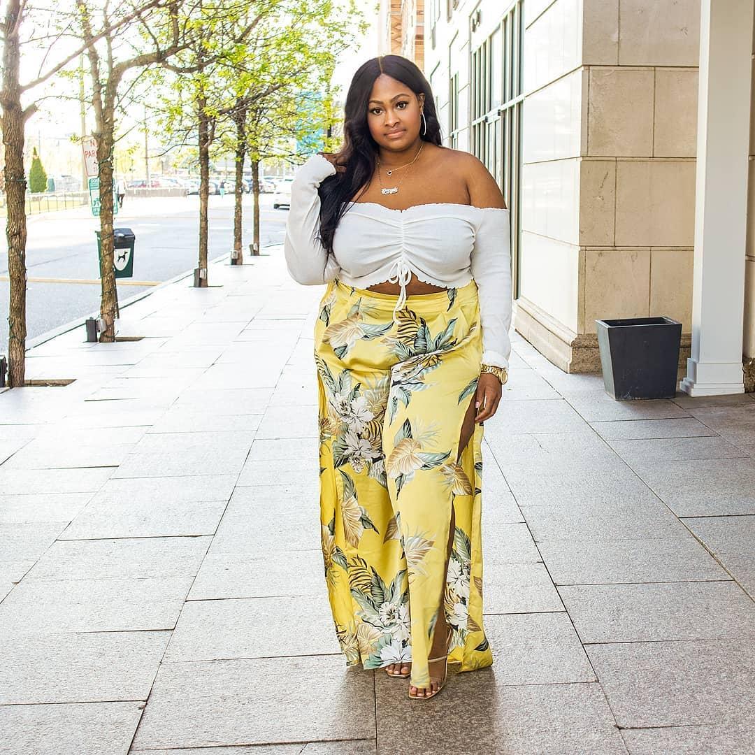 Devenie sade plus size models curvage