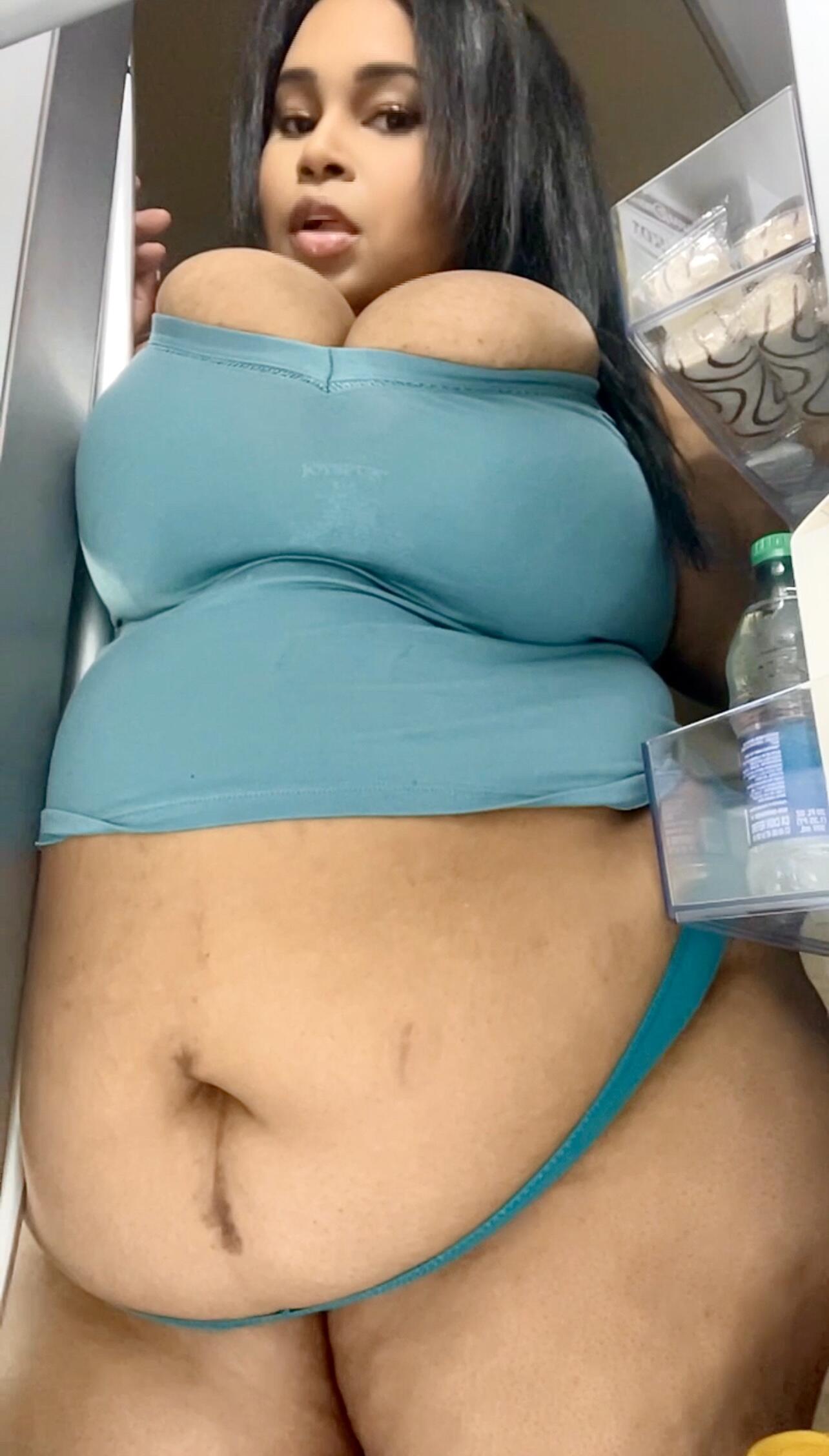 Raiding the Refrigerator - Video Clips - StuffingEating - Curvage