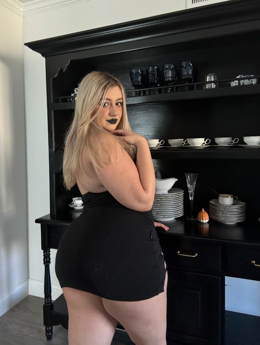 Candii Kayn - Page 220 - Women of Curvage (Pictures/Videos) - Curvage