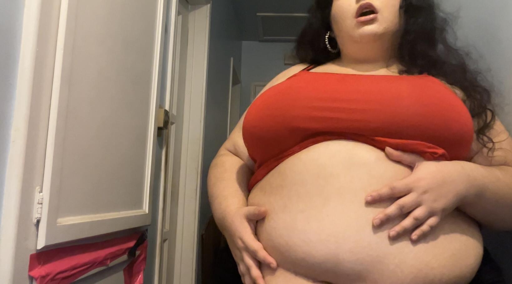 Smuggling You in My Belly (Vore) - Video Clips - Curvy BBW - Curvage