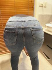 Hira - My Tight Ass in Jeans