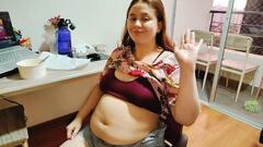 Deep Belly Button, Upset Tummy, Afternoon Meal.. 😊